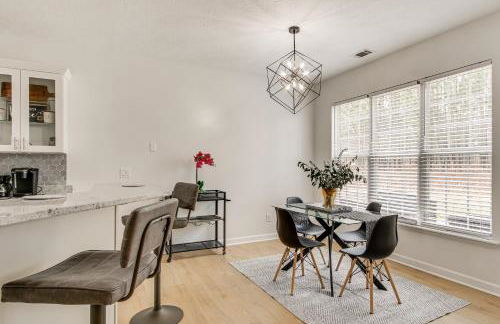 Tee Off in Augusta Masters Retreat with Patio - Foto 8