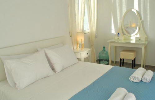 Alexandra's Sea Front Villa - Foto 11