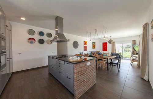 D13 - Eiras Velhas Holiday House in Almádena - Foto 19