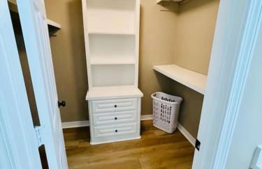 Eastgate 14B Stylish Townhouse 5 min to downtown Hammond - Foto 33