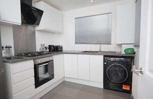 3 BR- King size bed, Netflix, Garden FREE Parking - Foto 32