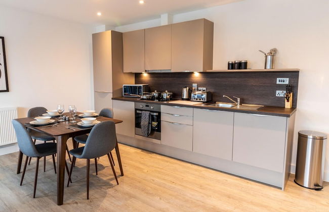 Sevenstays Ashford - 2BR Luxury Apartments - Foto 33