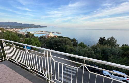 BELVEDERE SUITES Vista Mare, Eleganza e Comfort - Foto 1