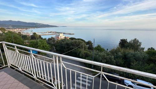 BELVEDERE SUITES Vista Mare, Eleganza e Comfort - Foto 1