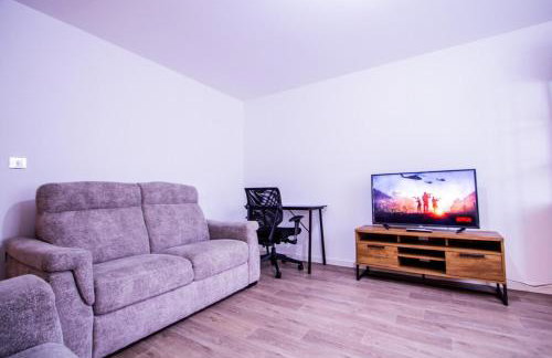 Charming 1BR House in Eccles with Free Parking - Foto 13