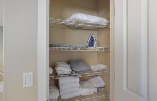 Bethany Breeze - Comfort, Style, and Convenience home - Foto 26