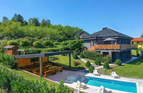 Mala kuća Mia - Foto 56