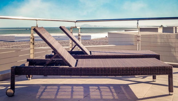 Lagoon Beach Hotel Apartments - Photo 5