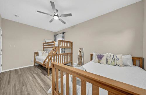 Spacious 5BR l River Float l Pool l Fire Pit - Foto 38