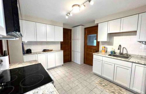 Vintage cute house 5 min from the beautiful Falls! - Foto 19