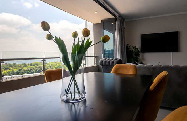 Sandton Smart Apartment Seventeen - Photo 11