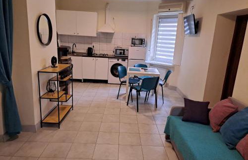 Mały domek - Zielonka - Foto 9