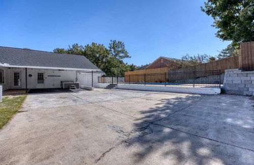 Near Botanical Garden with a Pool Charming on Charing - Foto 80