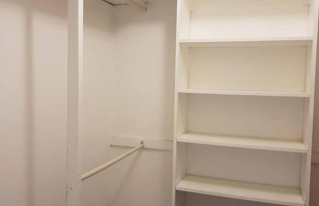 Amazing Clean Large Parking Long Term Avail - Foto 12