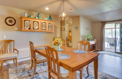 Cozy Lake Eufaula Hideaway with Fire Pit and Hot Tub! - Foto 8