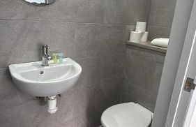 Next to USW 3 EnSuite Bed Home in Treforest - Foto 8