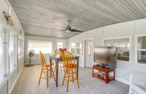 Boat and Fish Canal-Front Home on River - Foto 2