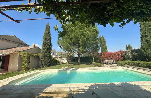 Villa Nicole avec piscine & jardin privés, parking dans le cœur du Luberon, proche Gordes, Roussillon, Goult, Bonnieux - Foto 32