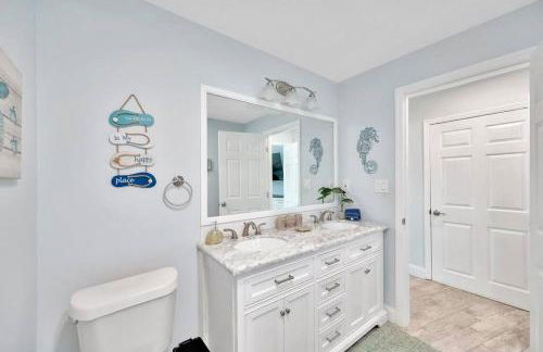 Island Paradise 3 Bed Waterfront/Heated Pool - Foto 8