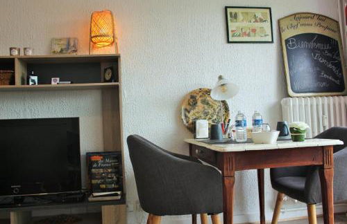 Le Clos Pichot - Studio avec balcon, parking privé - 5mn Gare - Foto 5