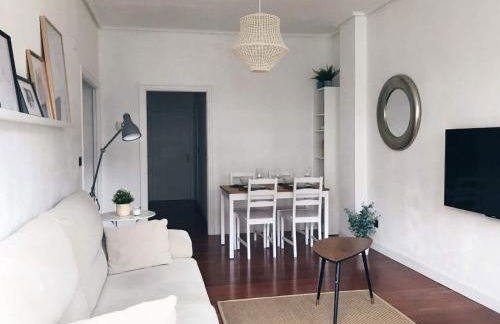 Muy luminoso en San Mamés - Foto 9