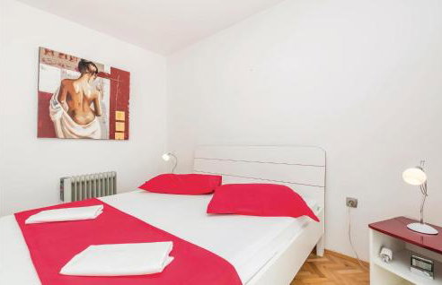 3 Bedroom Cozy Apartment In Viskovo - Foto 26