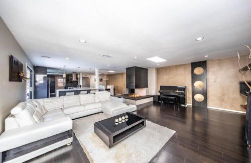 Luxury 3BR with Cabana Oasis Pool & Style - Foto 76