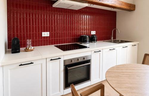 Les Pierres de Pacel - Appartement avec Patio Privé - Foto 5