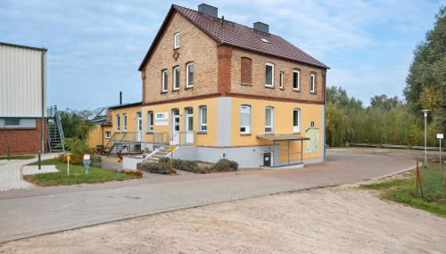 Peenecamp Neukalen, Campingplatz - Foto 1