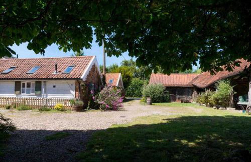 Snow Cottage laid back style with footpaths to a great Macro Brewery Pub - Foto 21