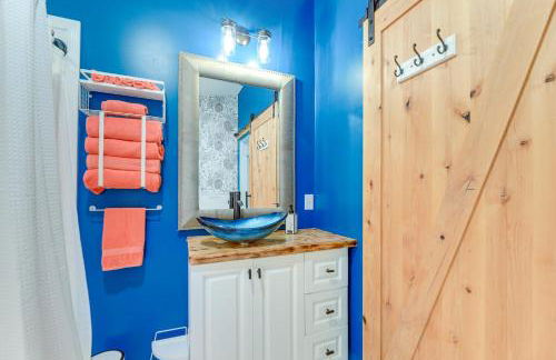 12 Mi to Beach! Cozy Cove with Patio in Newport - Foto 16