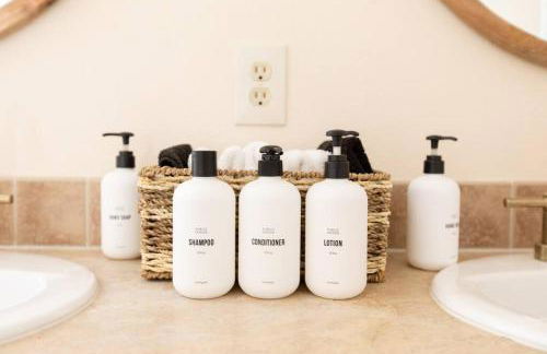 Hemingway House - Pool-Hot Tub-Hammocks and Fire pit - Foto 18