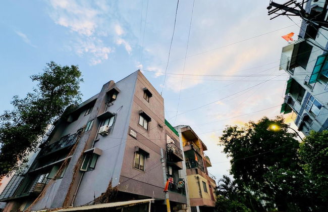 Home Escape 1BHK Retreat Nr Saket Square - Foto 13