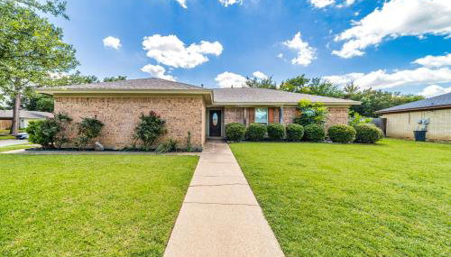 Private Pool, Entire House, In the Center of DFW - Foto 4