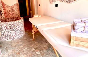 Dormi nella SPA privata con letto ad acqua, sauna, doccia emozionale e kneipp - Foto 18