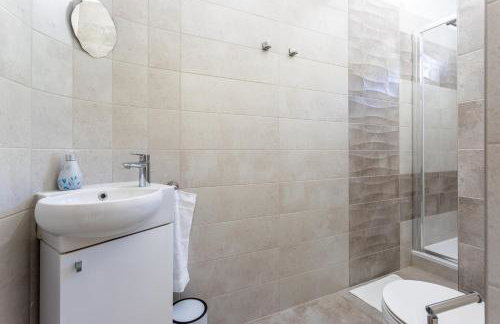 Villa Ana perfect for families with kids and groups,House with heated Pool - Photo 21