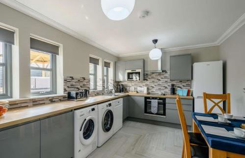 Westertonhill Newbuild Lodges with Private Hot Tub Hire Available - Foto 39