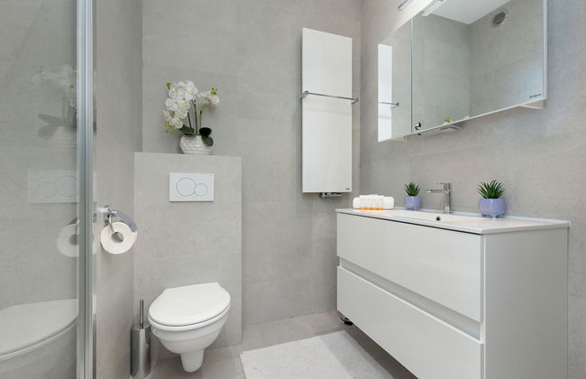 Apartment Cybernetyki 15 by Renters - Photo 32