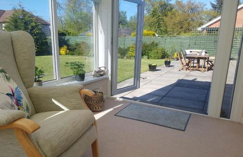 The Burrow, a Spacious Bungalow in Heart of NI - Foto 12