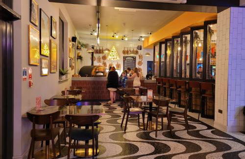 St Osyth- Sleeps8-freeparking-wifi-holidaypark - Foto 17