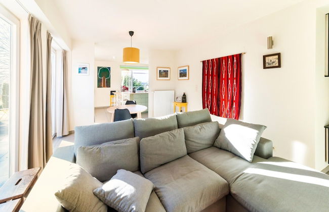 Stylish Retreat With Sauna - Photo 17