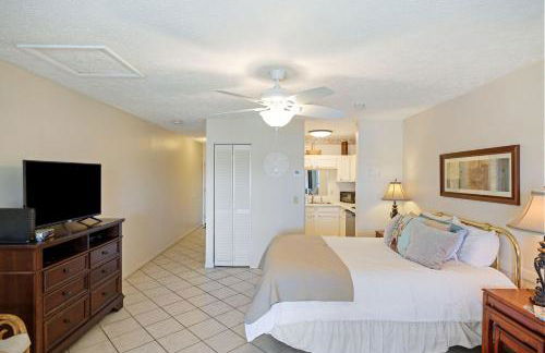 Studio - Lullwater 299 bottom floor No Elevator! - Photo 8