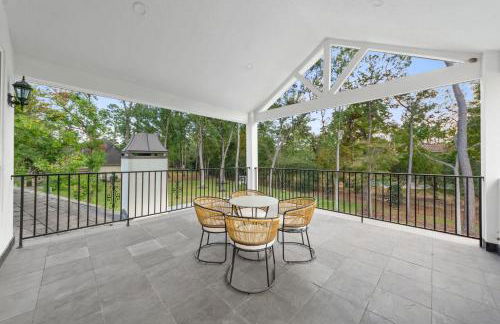 Luxury Mansion in The Woodlands TX with Heated Pool, Spa, BBQ & Basketball Court - Foto 20