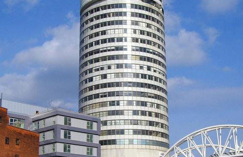#25 World Famous Rotunda 18th floor skyline views - Near Bullring - Sleeps 4 - "Perfect for contractors and families" - Foto 15