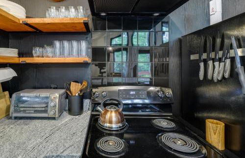 Deck, Fire Pit and Sauna Big Bass Lake Getaway! - Foto 9