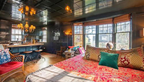 The Explorer's Retreat-West End Condo King Bed - Foto 4