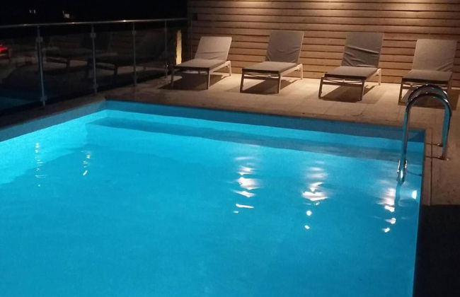 Luxury Holiday Home 4 Bedroom Villa in Paleokastro - Photo 21