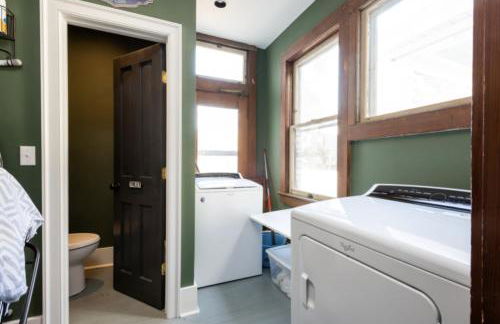 Hudson Valley Retreat in Downtown Hudson, NY - Sleeps 16-20 - Foto 46