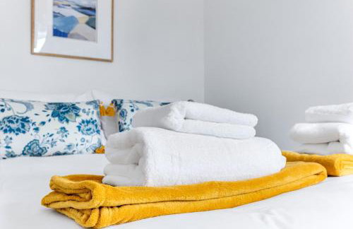 Spacious Bedford House Sleeps 6 Superfast WiFi Weekly Rates - Foto 27