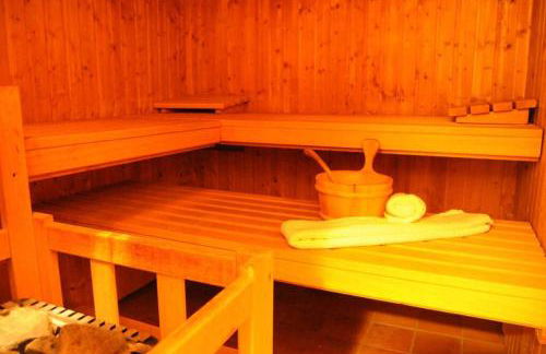 Gemütliche Wohnung unter Reet mit Pool und Sauna in Keitum - Photo 24